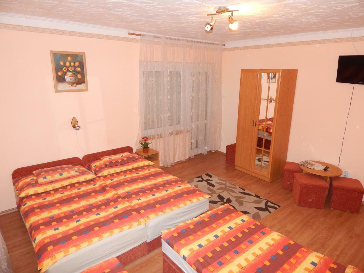 Gabriella Vendeghaz Hotel Szilvasvarad Ngoại thất bức ảnh